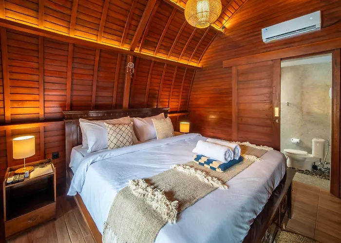 Villa Casa Morena - Authentic Balinese Experience *