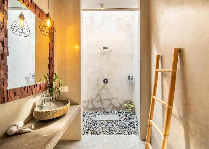 Casa Morena - Authentic Balinese Experience Villa